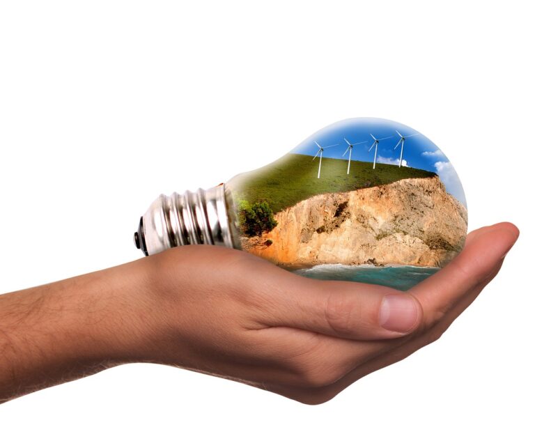 light-bulb-1776372_1280