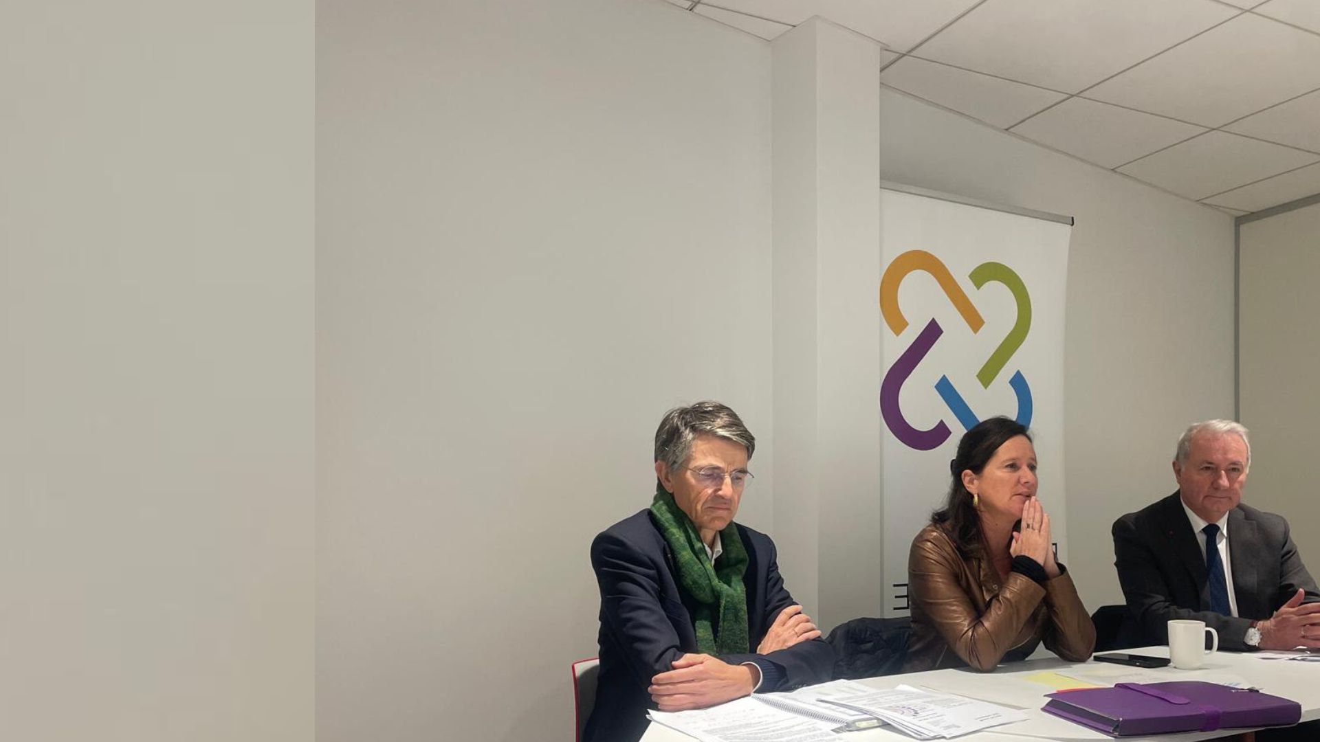 Ajouter un titre (9)