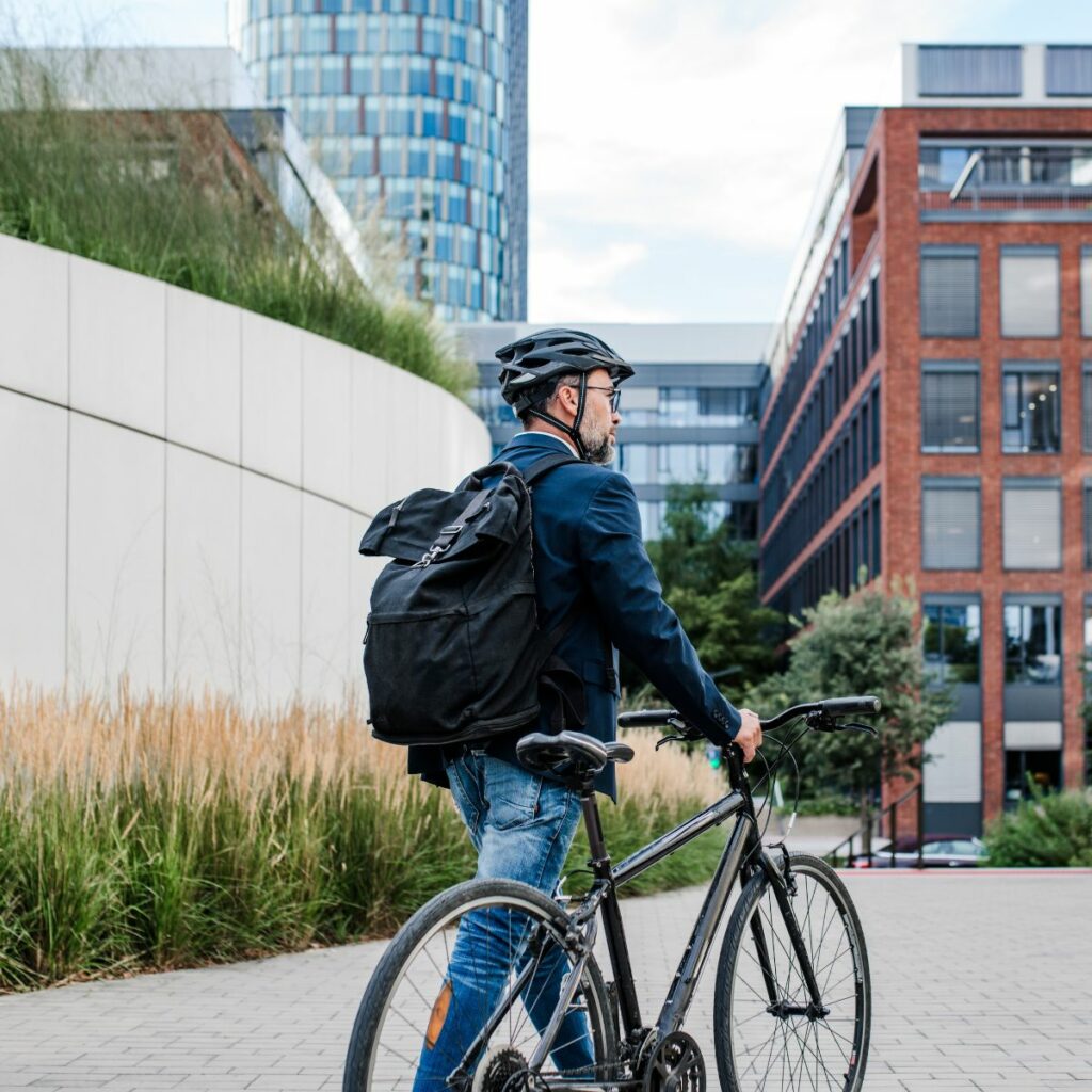 Publication Linkedin moderne orange (14)