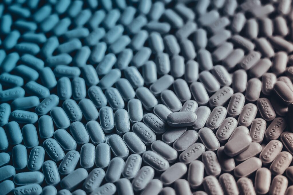 ajs1-medication-5183407_1920