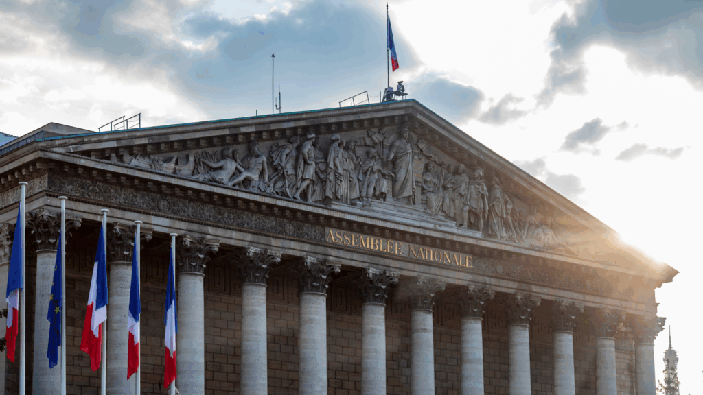 2.Relations avec le parlement